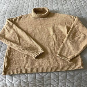 Women's Sweater - Tan - Medium